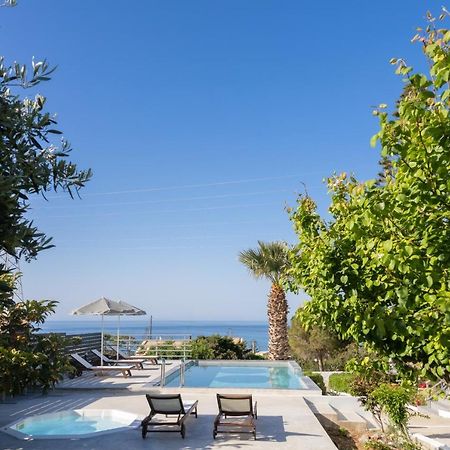 Queen'S Gem Luxury Villa - Heated Jacuzzi & Pool 헐소니소스 외부 사진